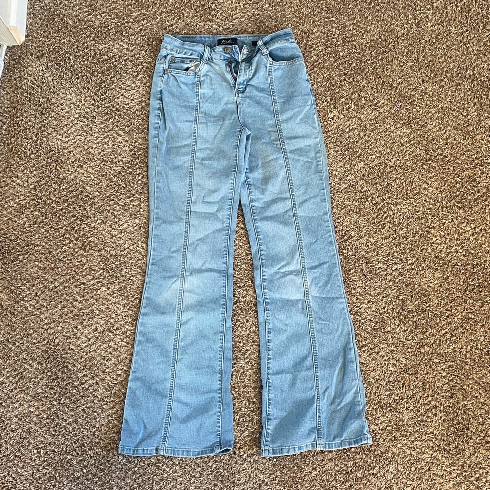 Flare Jeans
